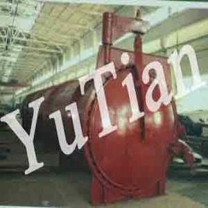 Steam pressure autoclave for brick manufacture
