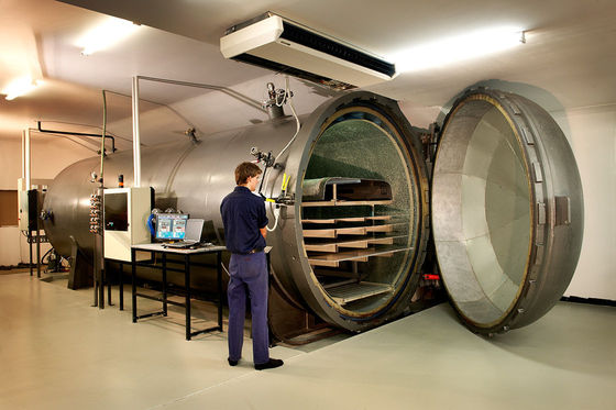 Brick / Rubber / Food / Glass Industrial Autoclave For Wood Plant 3.2m × 31m