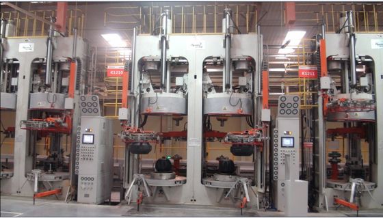 Heat Resistant Hydraulic Tyre Curing Press With Fully Automatic PLC