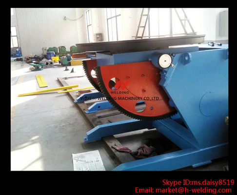 Self-Adjustable Pipe Welding Positioner Vessel Loading 8 Ton T-slots For Clamping